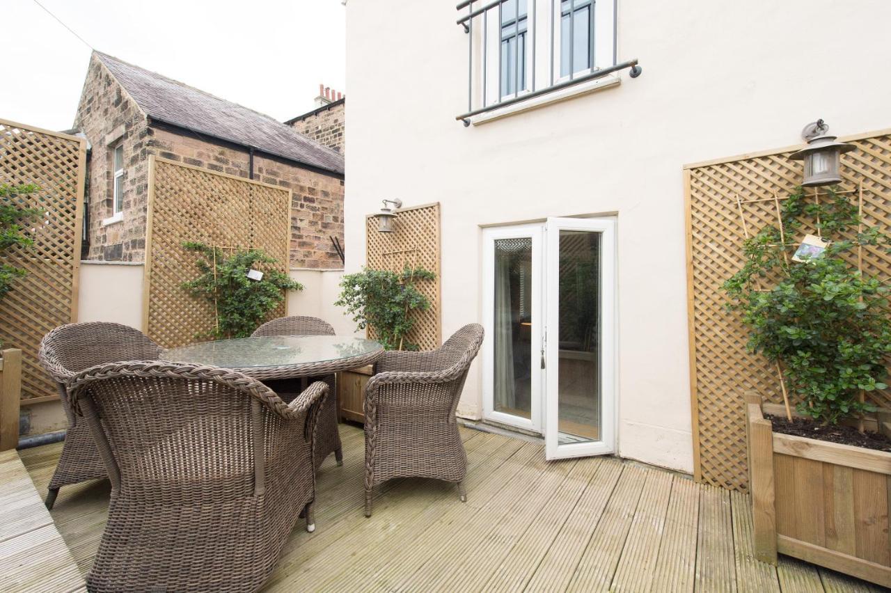Harrogate Serviced Apartments ภายนอก รูปภาพ