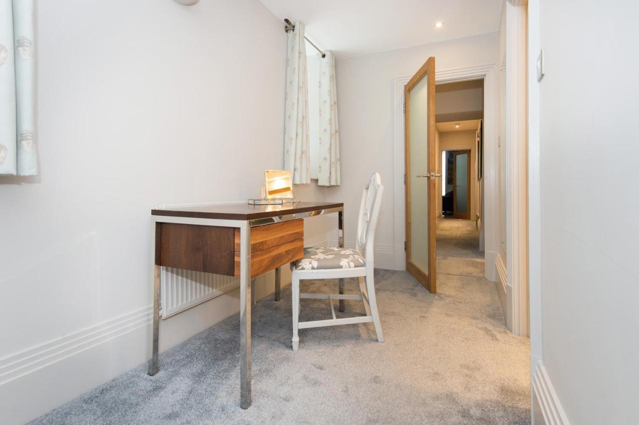 Harrogate Serviced Apartments ภายนอก รูปภาพ