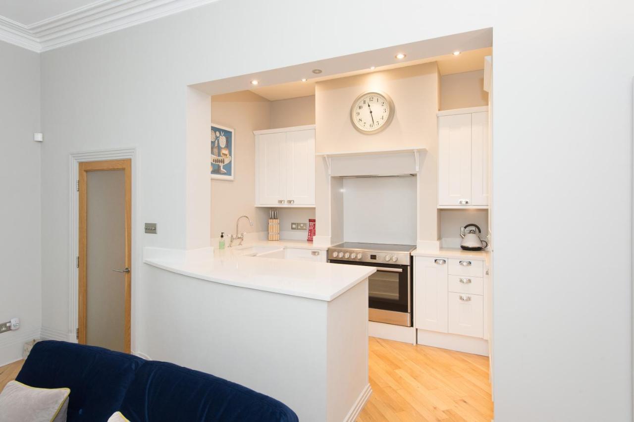 Harrogate Serviced Apartments ภายนอก รูปภาพ