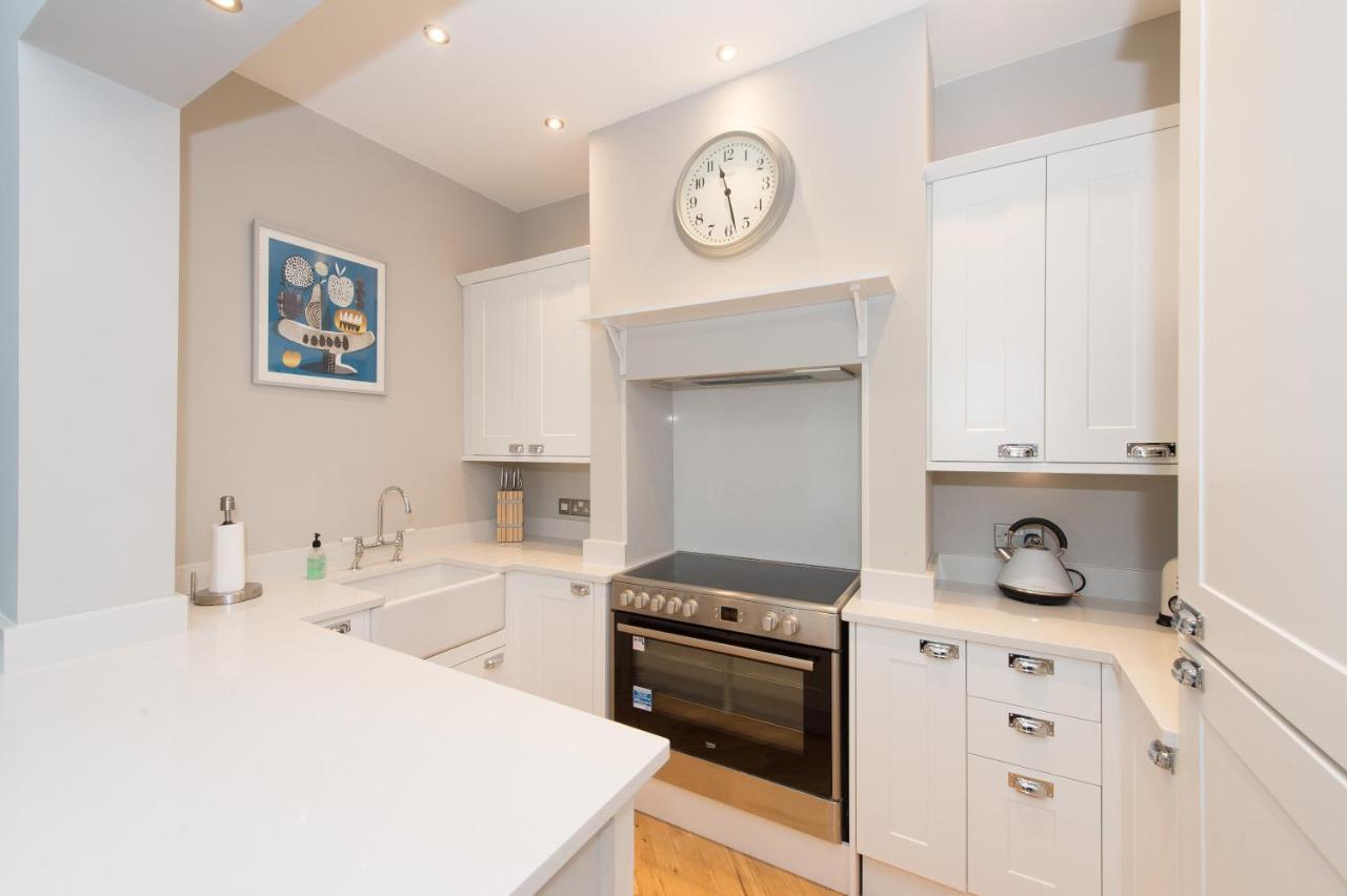 Harrogate Serviced Apartments ภายนอก รูปภาพ