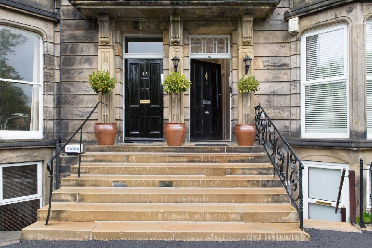 Harrogate Serviced Apartments ภายนอก รูปภาพ