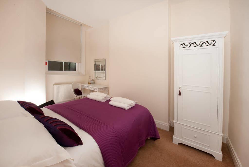 Harrogate Serviced Apartments ภายนอก รูปภาพ